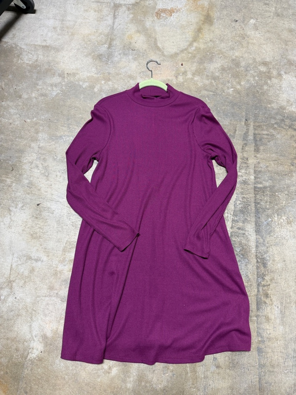 GAP Long Sleeve Ribbed Swing Dress in Plum